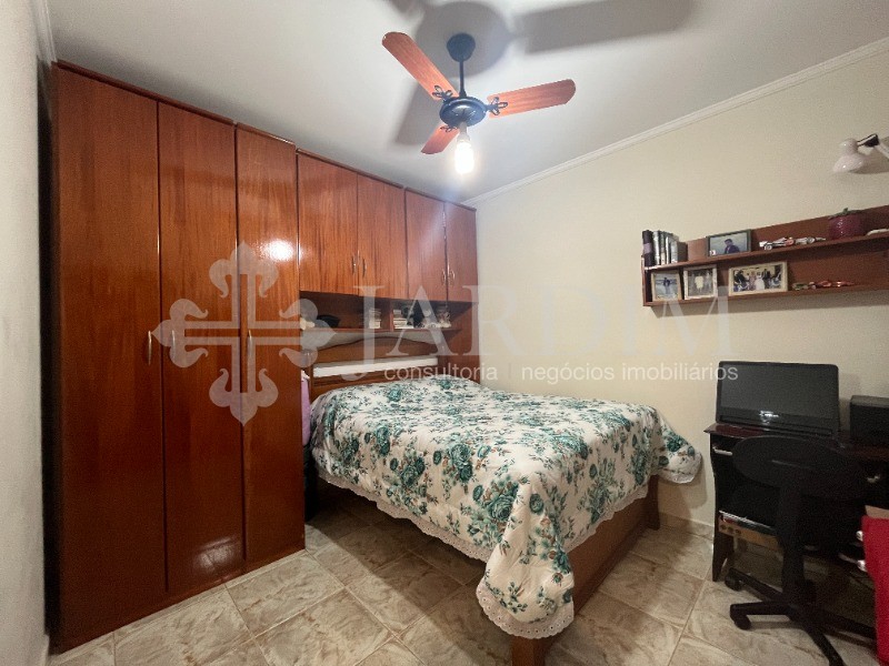 Casa à venda com 2 quartos, 255m² - Foto 11