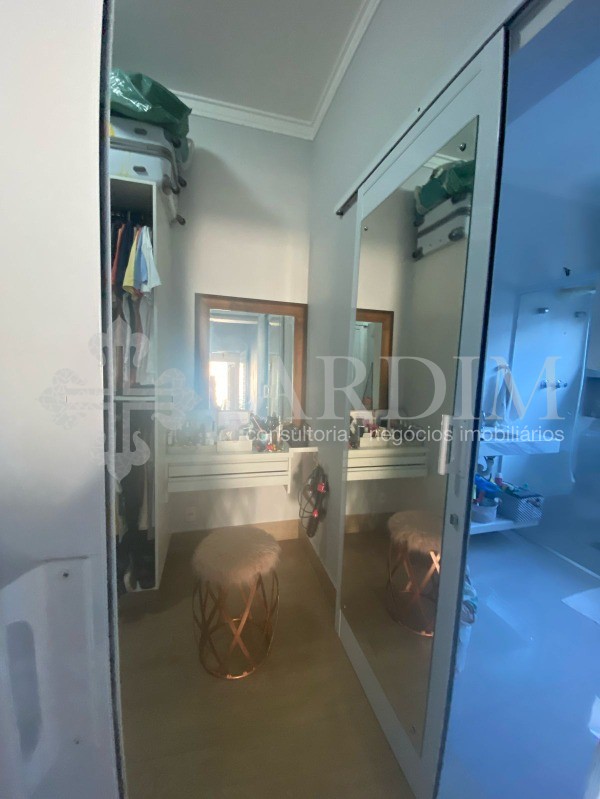 Casa de Condomínio à venda com 3 quartos, 256m² - Foto 17