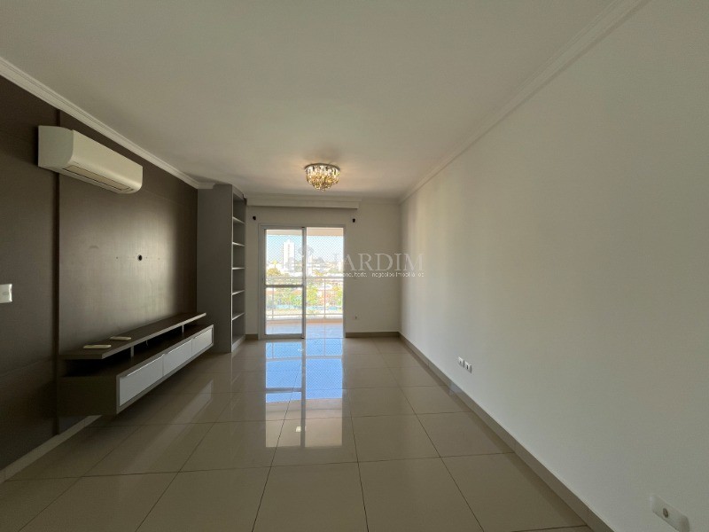 Apartamento para alugar com 3 quartos, 114m² - Foto 14