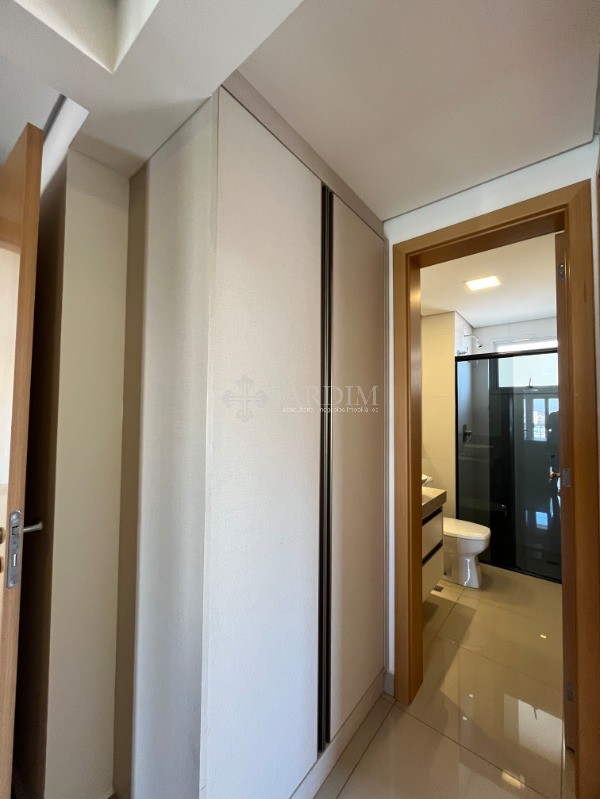 Apartamento para alugar com 3 quartos, 114m² - Foto 32