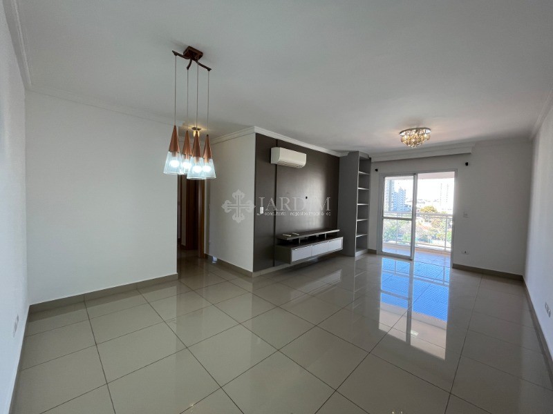 Apartamento para alugar com 3 quartos, 114m² - Foto 1