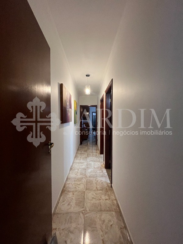 Casa à venda com 2 quartos, 255m² - Foto 18