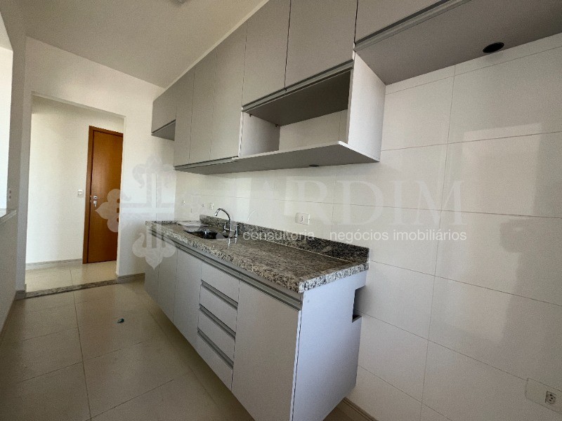 Apartamento para alugar com 3 quartos, 86m² - Foto 32