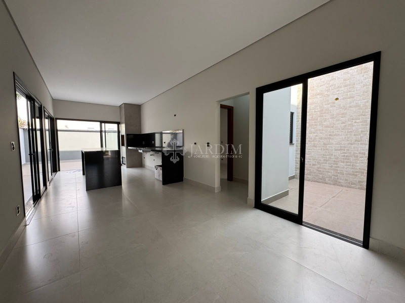 Casa de Condomínio à venda com 3 quartos, 200m² - Foto 3