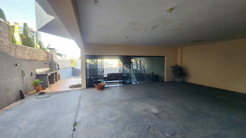 Sobrado à venda e aluguel com 3 quartos, 317m² - Foto 10