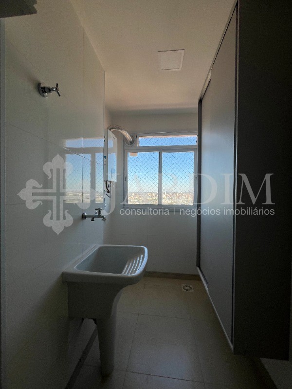 Apartamento para alugar com 3 quartos, 86m² - Foto 29