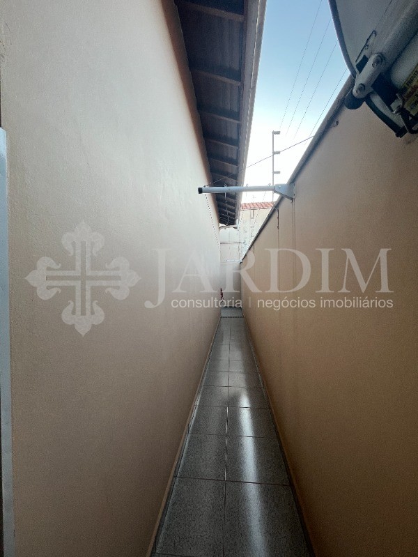 Casa à venda com 2 quartos, 255m² - Foto 23