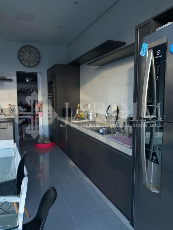 Casa de Condomínio à venda com 3 quartos, 256m² - Foto 20