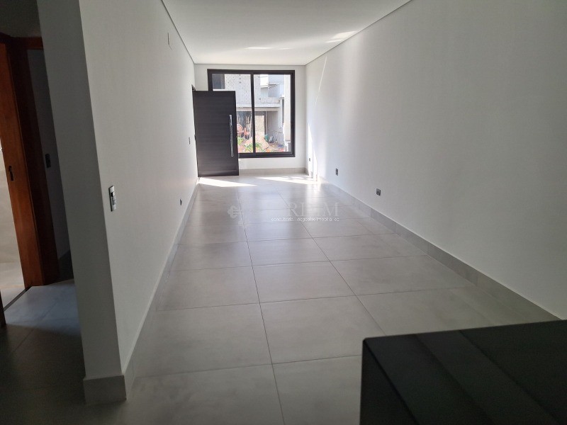 Casa de Condomínio à venda com 3 quartos, 200m² - Foto 4