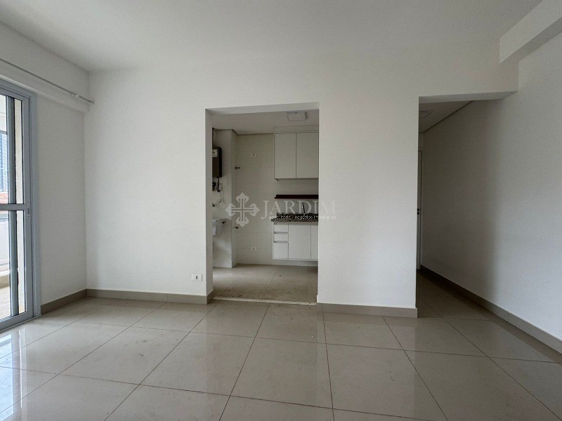 Apartamento para alugar com 1 quarto, 46m² - Foto 18