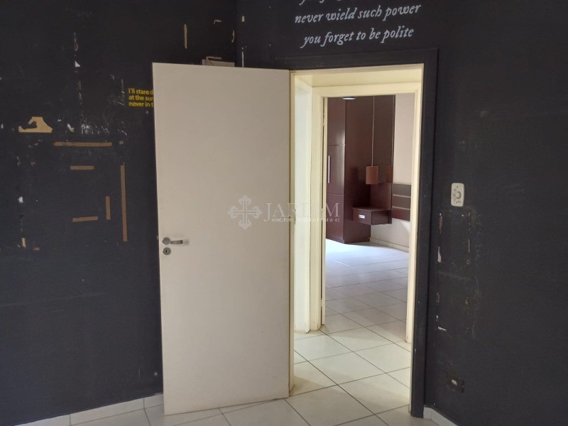 Casa à venda com 3 quartos, 200m² - Foto 13