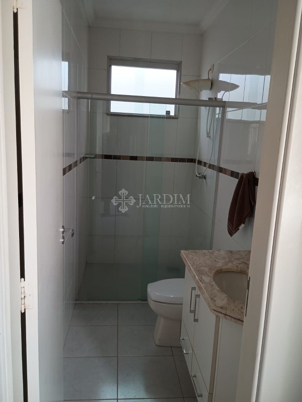 Casa à venda com 3 quartos, 200m² - Foto 24