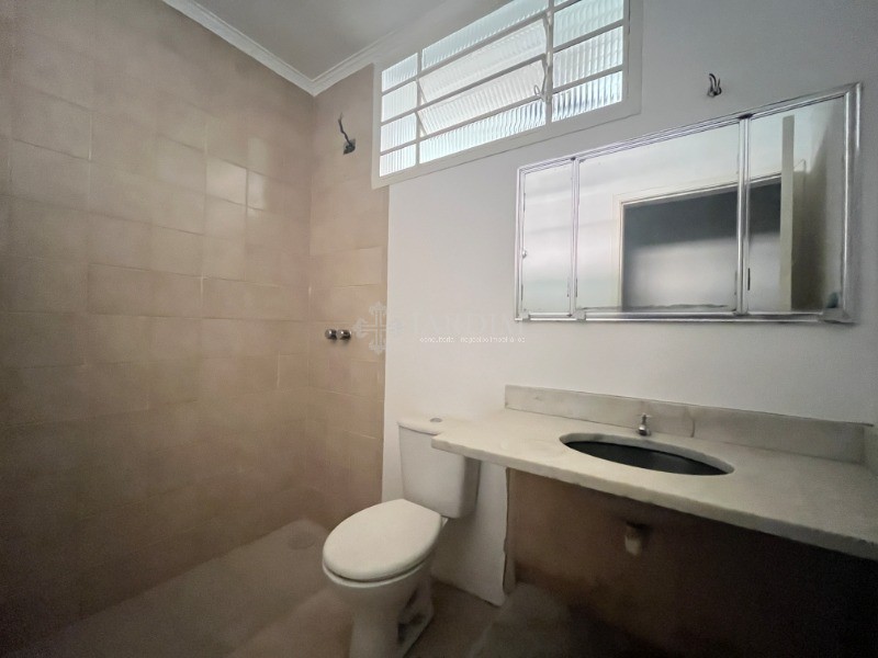 Casa para alugar com 2 quartos, 125m² - Foto 15