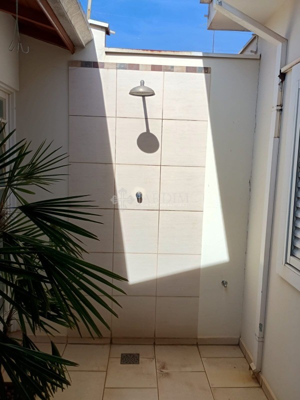 Casa à venda com 3 quartos, 200m² - Foto 36