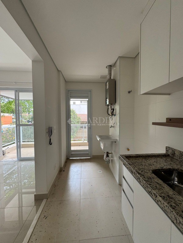Apartamento para alugar com 1 quarto, 46m² - Foto 6