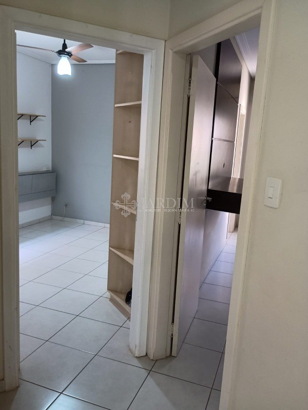 Casa à venda com 3 quartos, 200m² - Foto 11