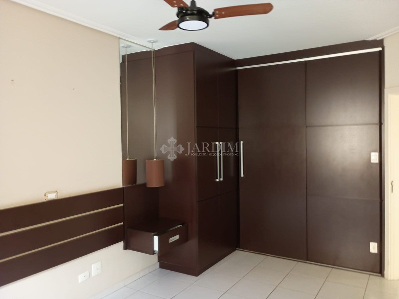 Casa à venda com 3 quartos, 200m² - Foto 22