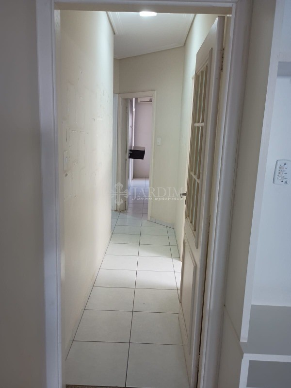 Casa à venda com 3 quartos, 200m² - Foto 8