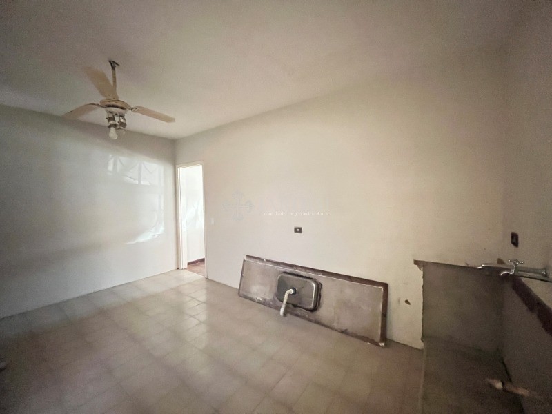 Casa para alugar com 2 quartos, 125m² - Foto 7
