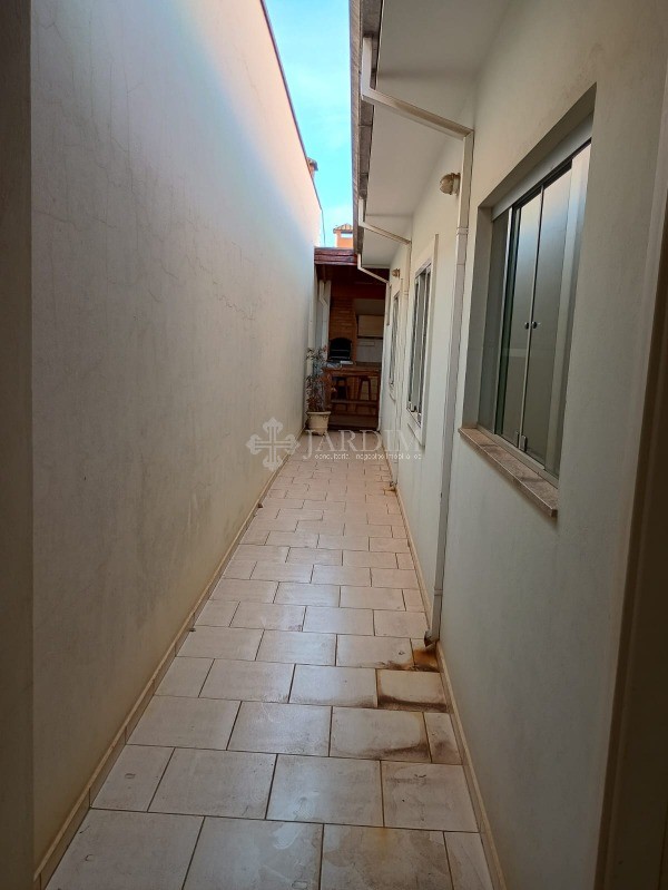 Casa à venda com 3 quartos, 200m² - Foto 31