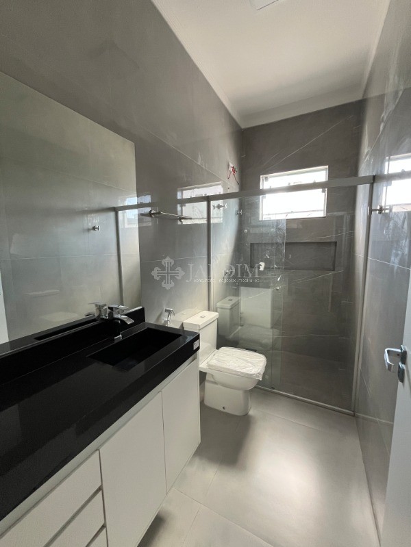 Casa de Condomínio à venda com 3 quartos, 245m² - Foto 26