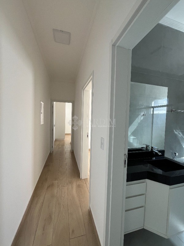 Casa de Condomínio à venda com 3 quartos, 245m² - Foto 17