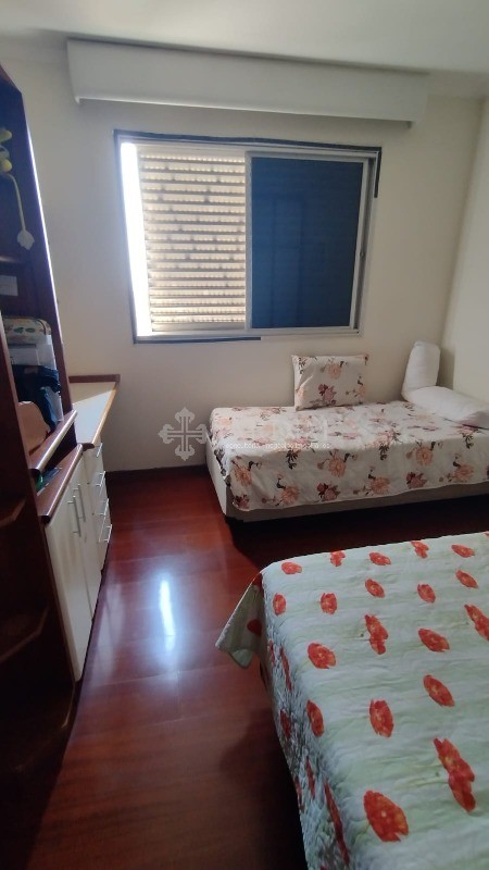 Apartamento à venda com 3 quartos, 126m² - Foto 13