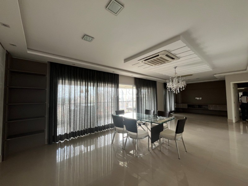 Apartamento, 3 quartos, 250 m² - Foto 2