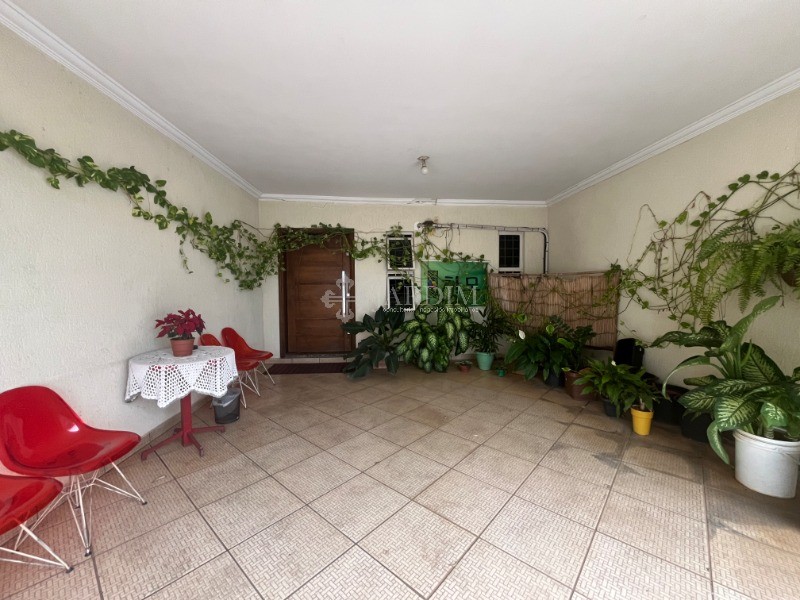 Prédio Inteiro - Foto 1