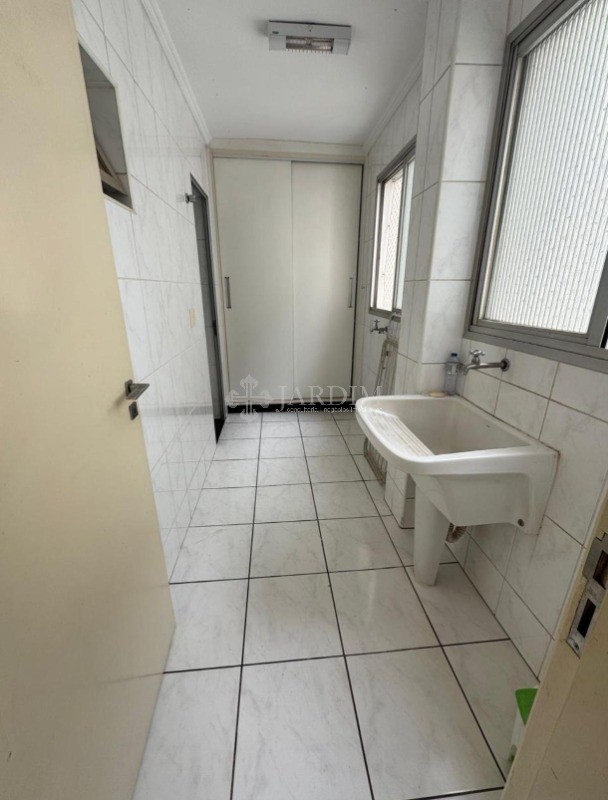 Apartamento, 3 quartos, 157 m² - Foto 2