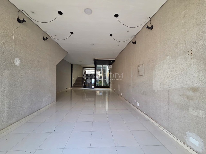 Loja-Salão, 150 m² - Foto 1