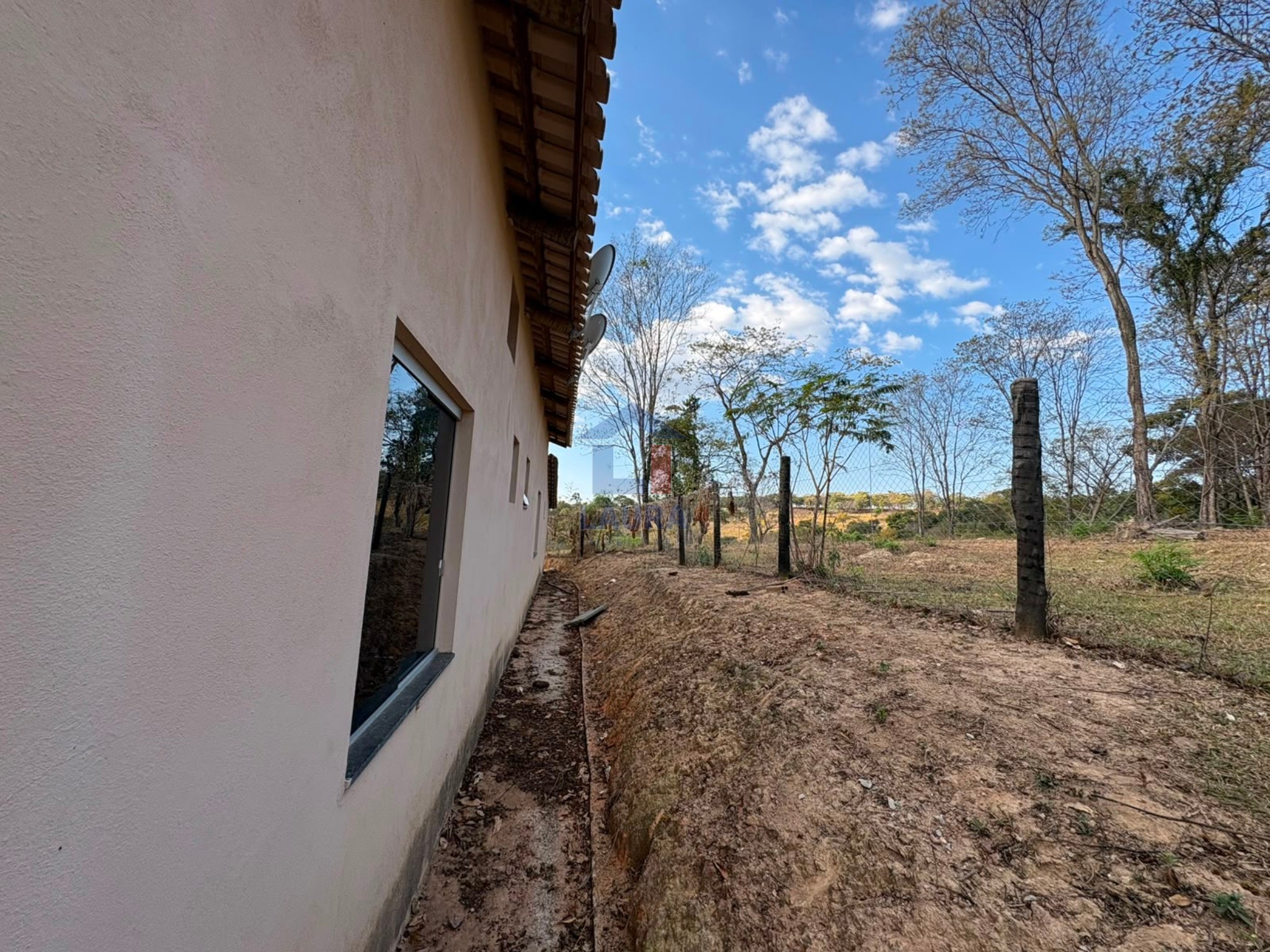 Sítio, 3 quartos, 20000 m² - Foto 17