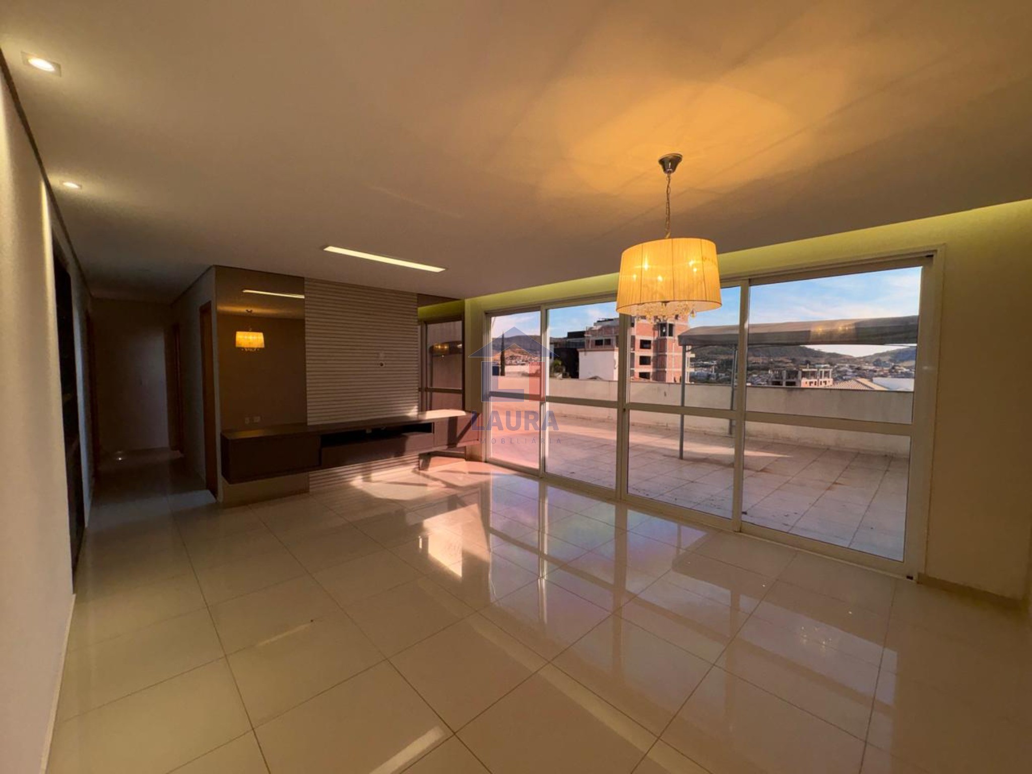 Apartamento, 3 quartos, 386 m² - Foto 1