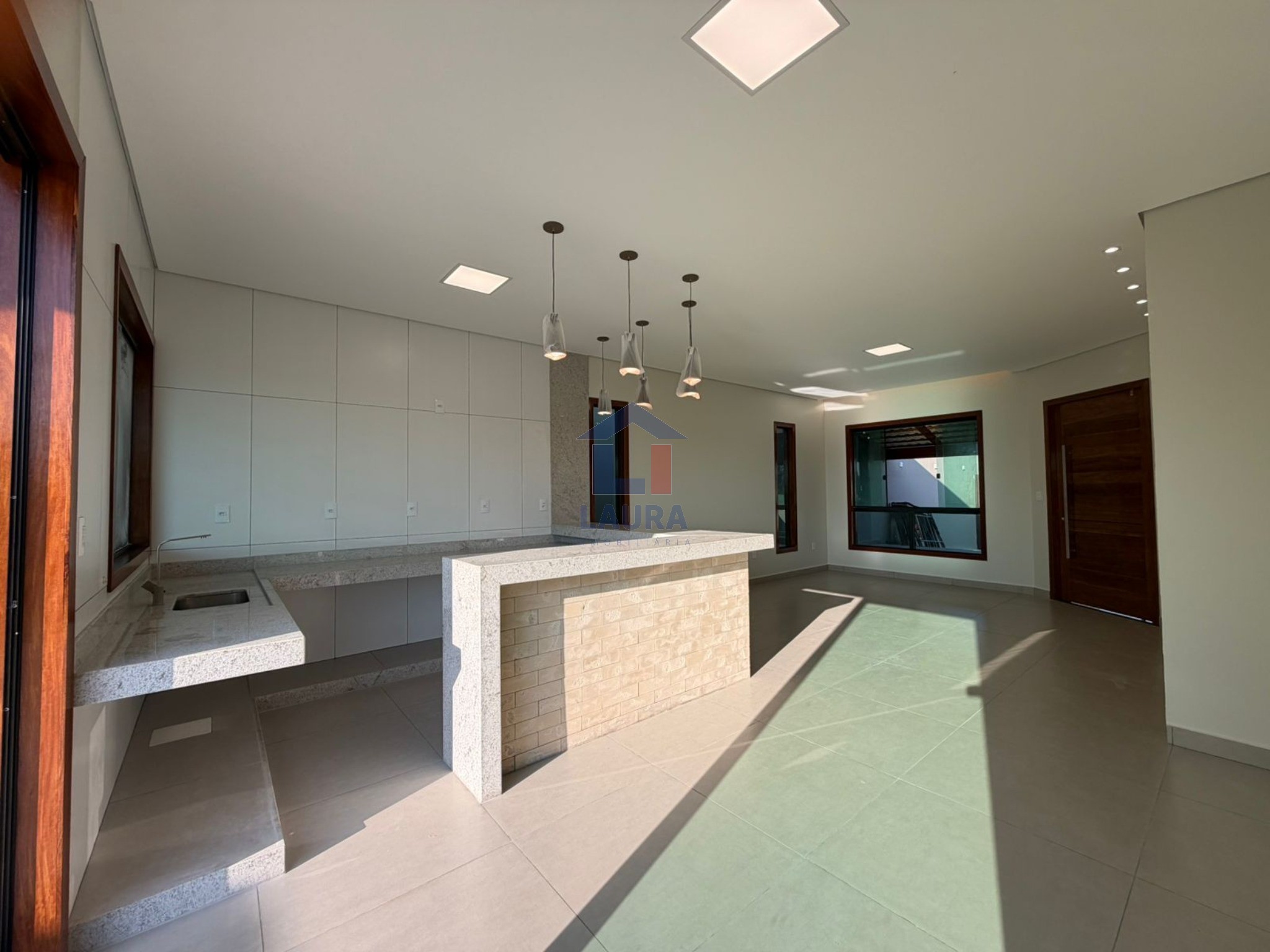 Casa, 3 quartos, 360 m² - Foto 1