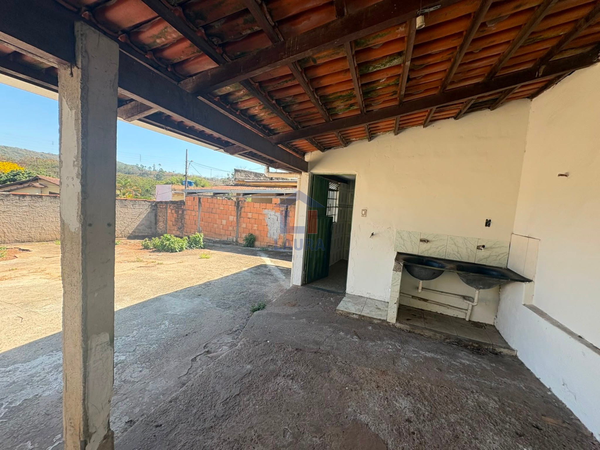 Casa, 2 quartos, 360 m² - Foto 1