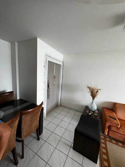 Apartamento à venda com 3 quartos, 116m² - Foto 6