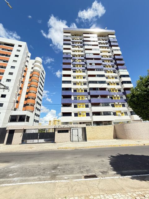 Apartamento à venda com 3 quartos, 116m² - Foto 12