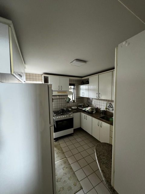 Apartamento à venda com 3 quartos, 116m² - Foto 3