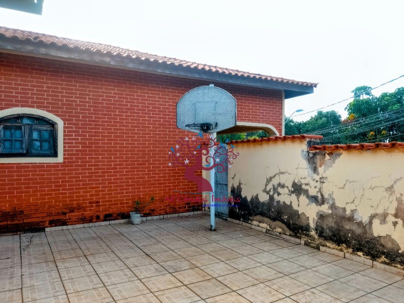 Prédio Inteiro para alugar com 3 quartos, 323m² - Foto 17