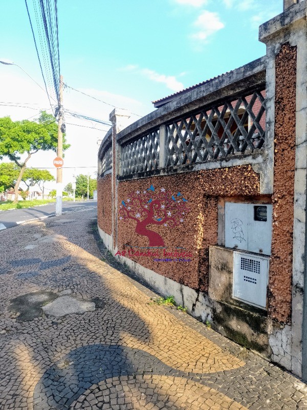 Prédio Inteiro para alugar com 3 quartos, 323m² - Foto 3
