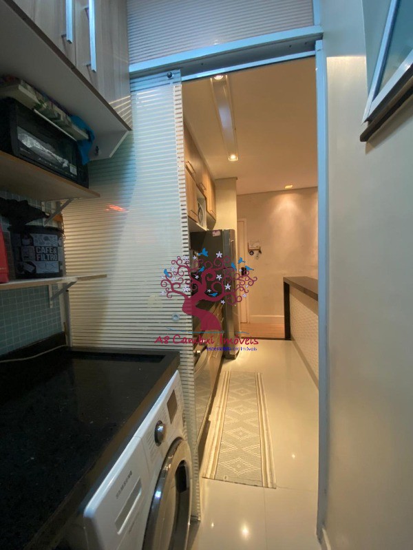 Apartamento à venda e aluguel com 2 quartos, 64m² - Foto 11