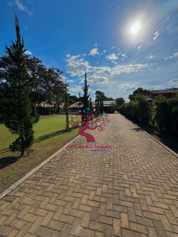Chácara à venda com 4 quartos, 1922m² - Foto 1