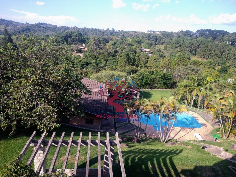 Chácara à venda com 6 quartos, 562m² - Foto 2