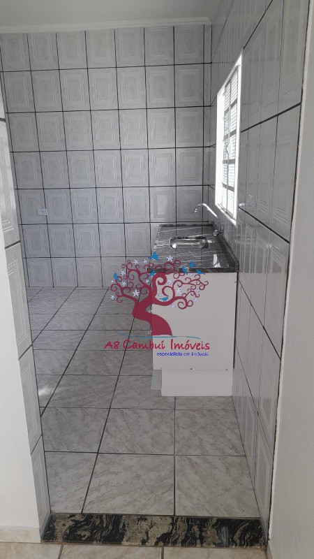 Casa à venda com 2 quartos, 160m² - Foto 4