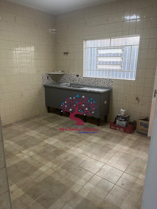 Casa para alugar com 3 quartos, 300m² - Foto 12