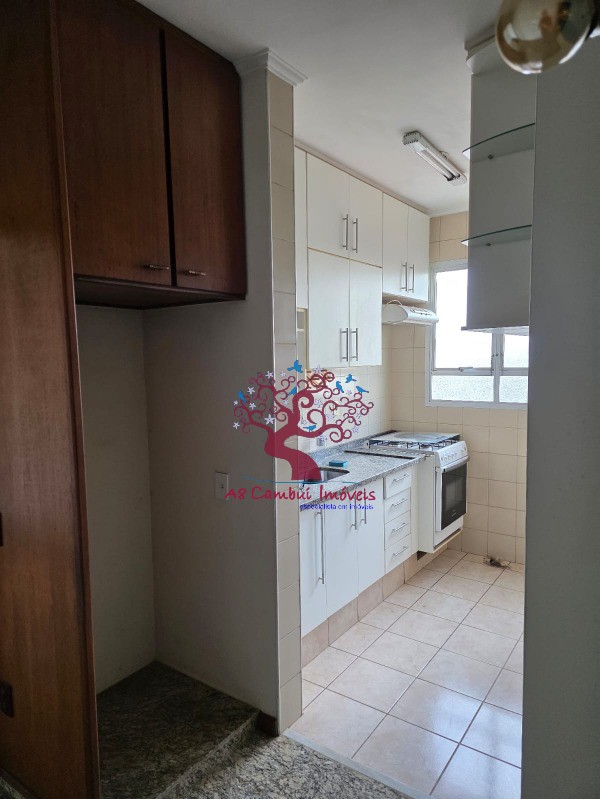 Apartamento para alugar com 2 quartos, 70m² - Foto 4