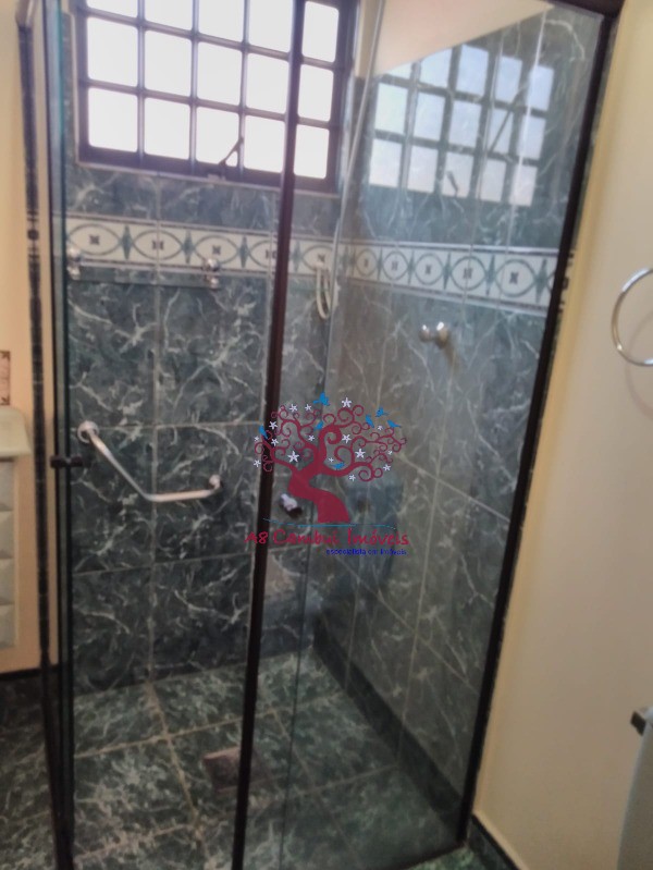 Casa para alugar com 2 quartos, 280m² - Foto 16