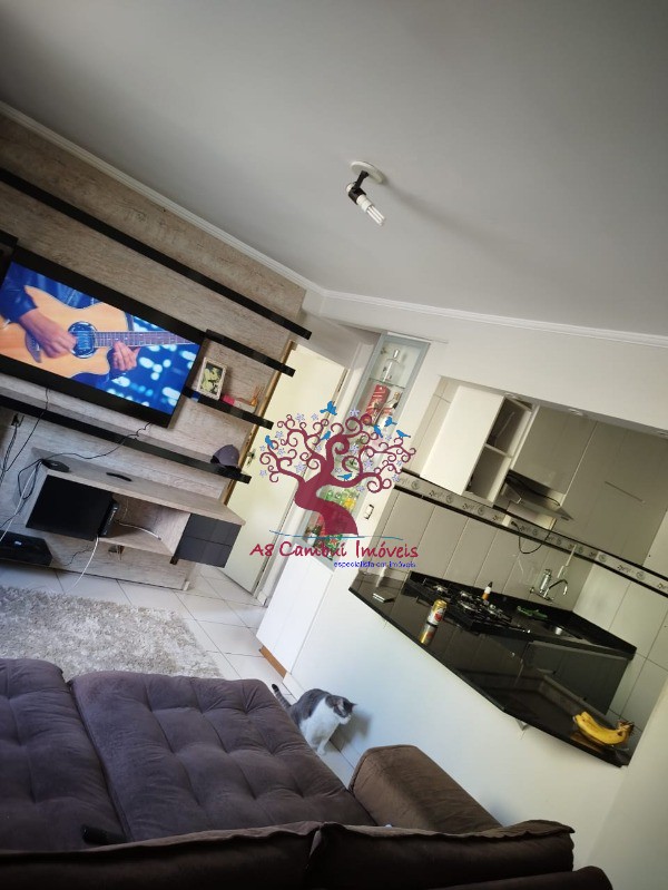 Apartamento à venda com 2 quartos, 45m² - Foto 2
