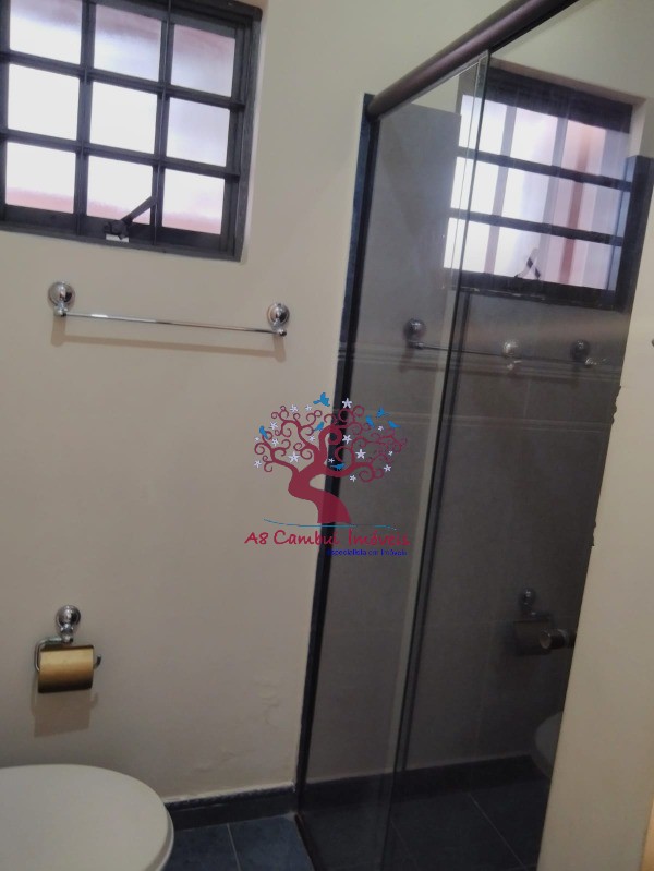 Casa para alugar com 2 quartos, 280m² - Foto 12