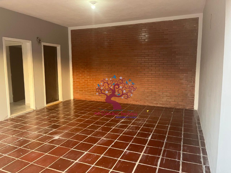 Casa para alugar com 3 quartos, 300m² - Foto 15